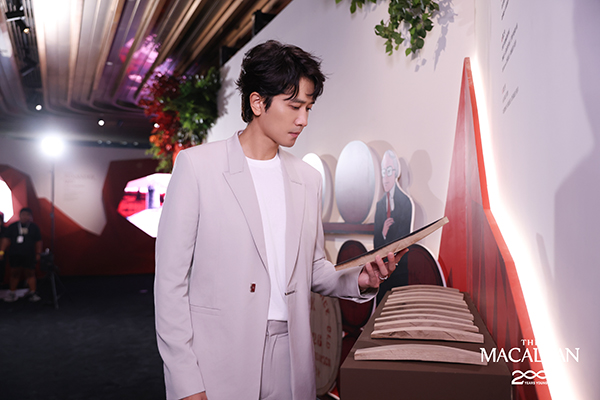 4.演员彭冠英先生出席“心启醇境”麦卡伦200周年体验展(3).jpg