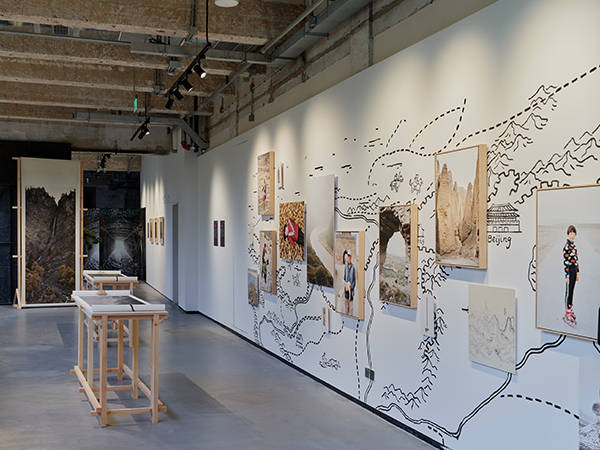 《相地勘舆》展览现场©️Fotografiska影像艺术中心_12.jpg