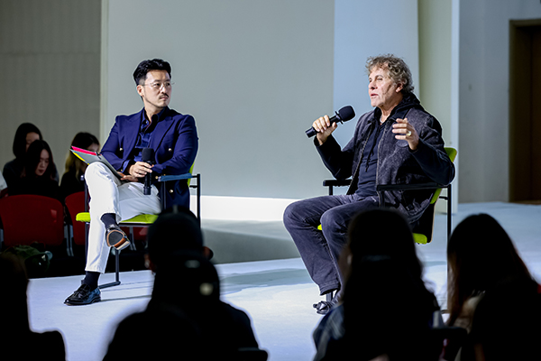 Renzo+Rosso_东华大学讲座(3).jpg Renzo+Rosso_东华大学讲座(3).jpg