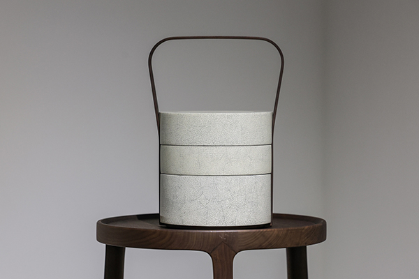 09+“君子”髹蛋壳漆黑胡桃木圆茶提盒.JPG 09+“君子”髹蛋壳漆黑胡桃木圆茶提盒.JPG