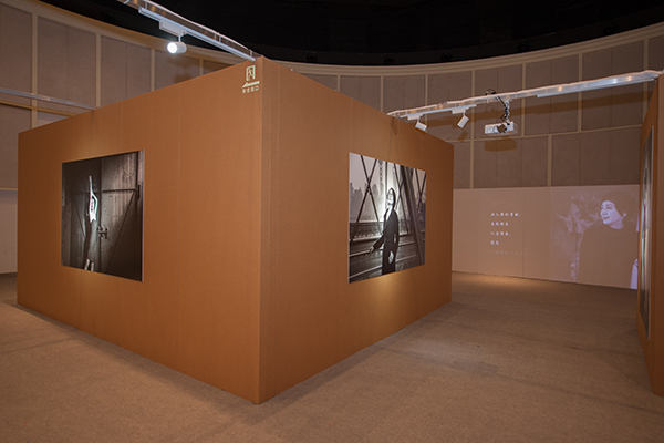 上海女人-肖像档案摄影展 (3).jpg