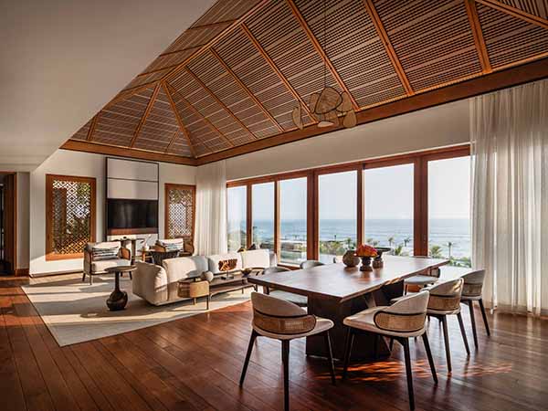 Penthouse Livingroom.jpg