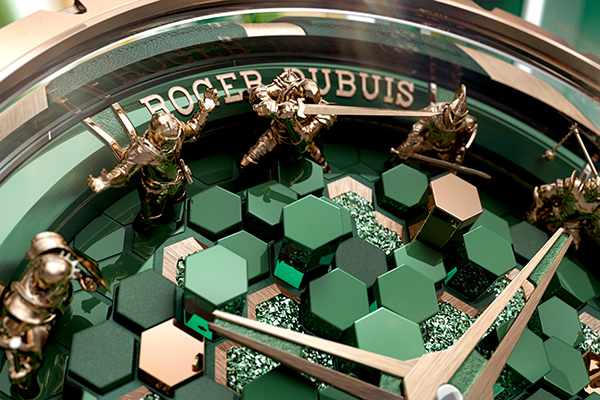 11.+罗杰杜彼Roger+Dubuis全新第十三代圆桌骑士系列腕表.jpg