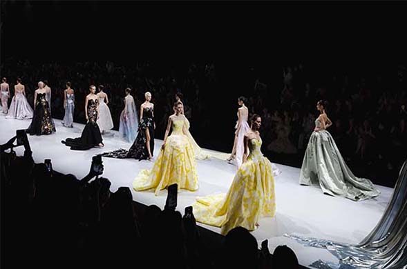 春日花园：WANG FENG COUTURE 2026秋冬系列唯美发布